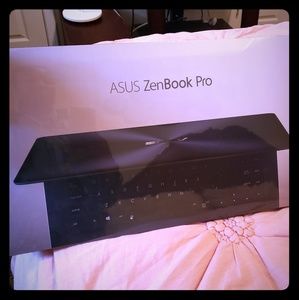 ASUS ZENBOOK PRO
